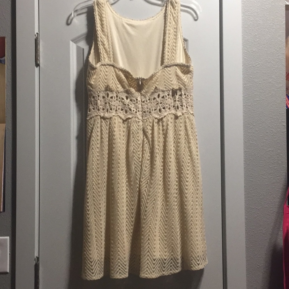 Ya brand ivory lace dress size L - Picture 2 of 4